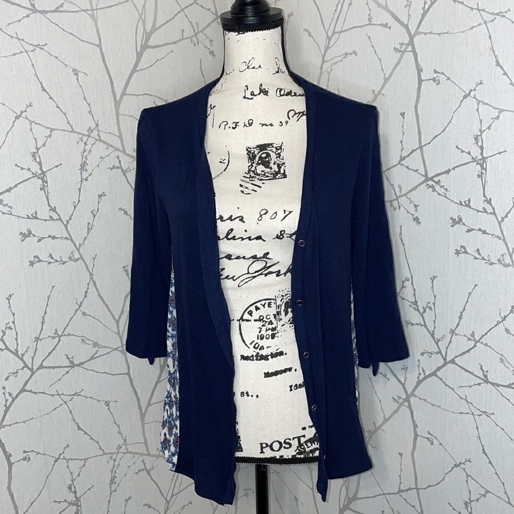 Democracy cardigan, Size XS‎